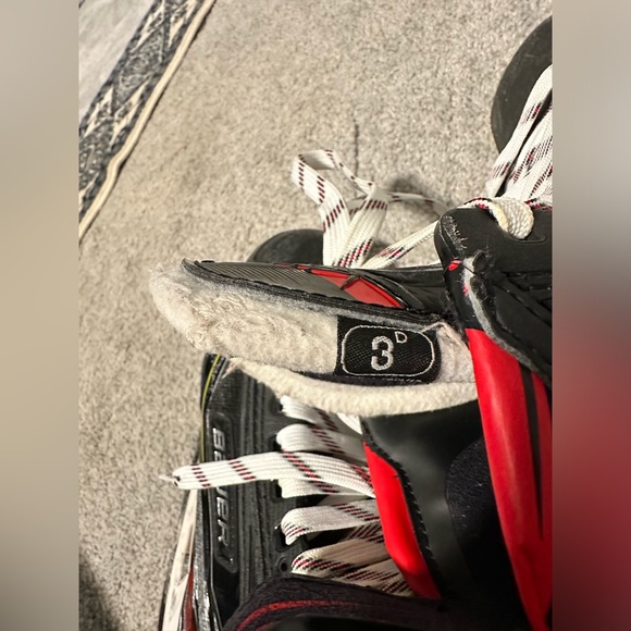 Bauer Vapor 2X Pro Junior Ice Hockey Skates - Picture 14 of 16